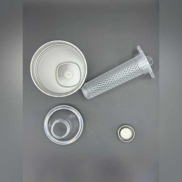 NWOT NEW Sovaro 25oz Stainless Steel Wine & Beverage Bottle w/ Infuser BPA-Free - Picture 9 of 9